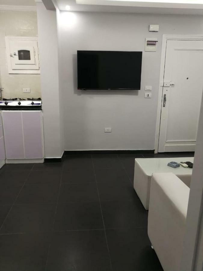 Lovely Apartment With Side Sea View Located In The Heart Of The Alessandria Esterno foto