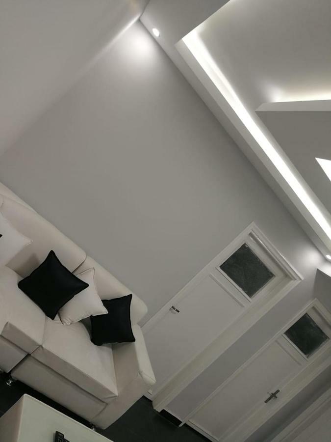 Lovely Apartment With Side Sea View Located In The Heart Of The Alessandria Esterno foto