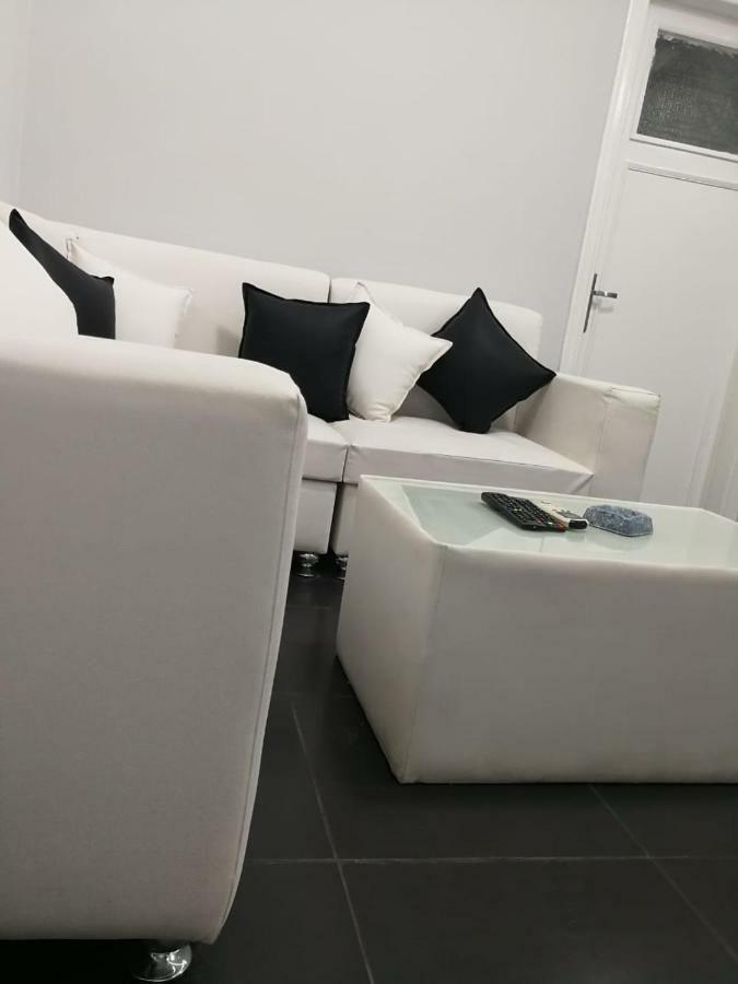 Lovely Apartment With Side Sea View Located In The Heart Of The Alessandria Esterno foto